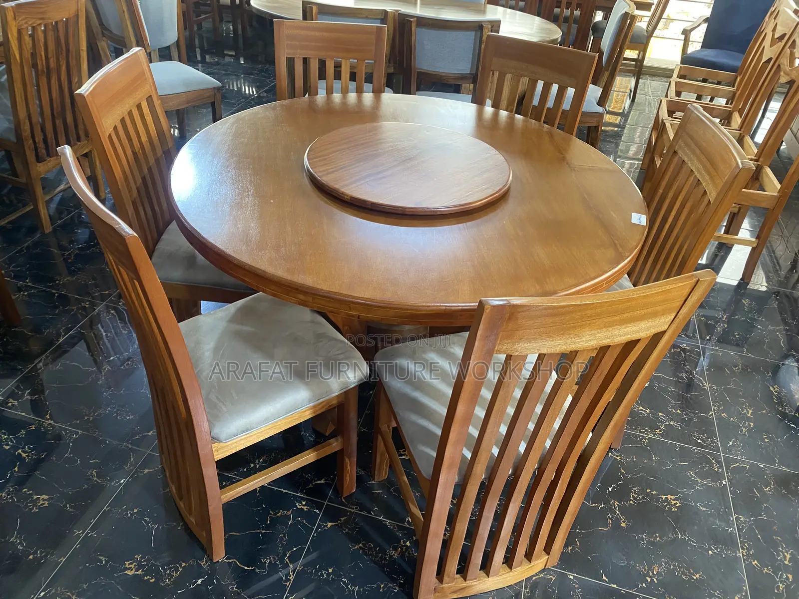 Round 6 Seat Mahogany Dining Set