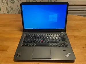 Laptop Lenovo IdeaPad S340 4GB Intel Core I5 HDD+SSD 320GB