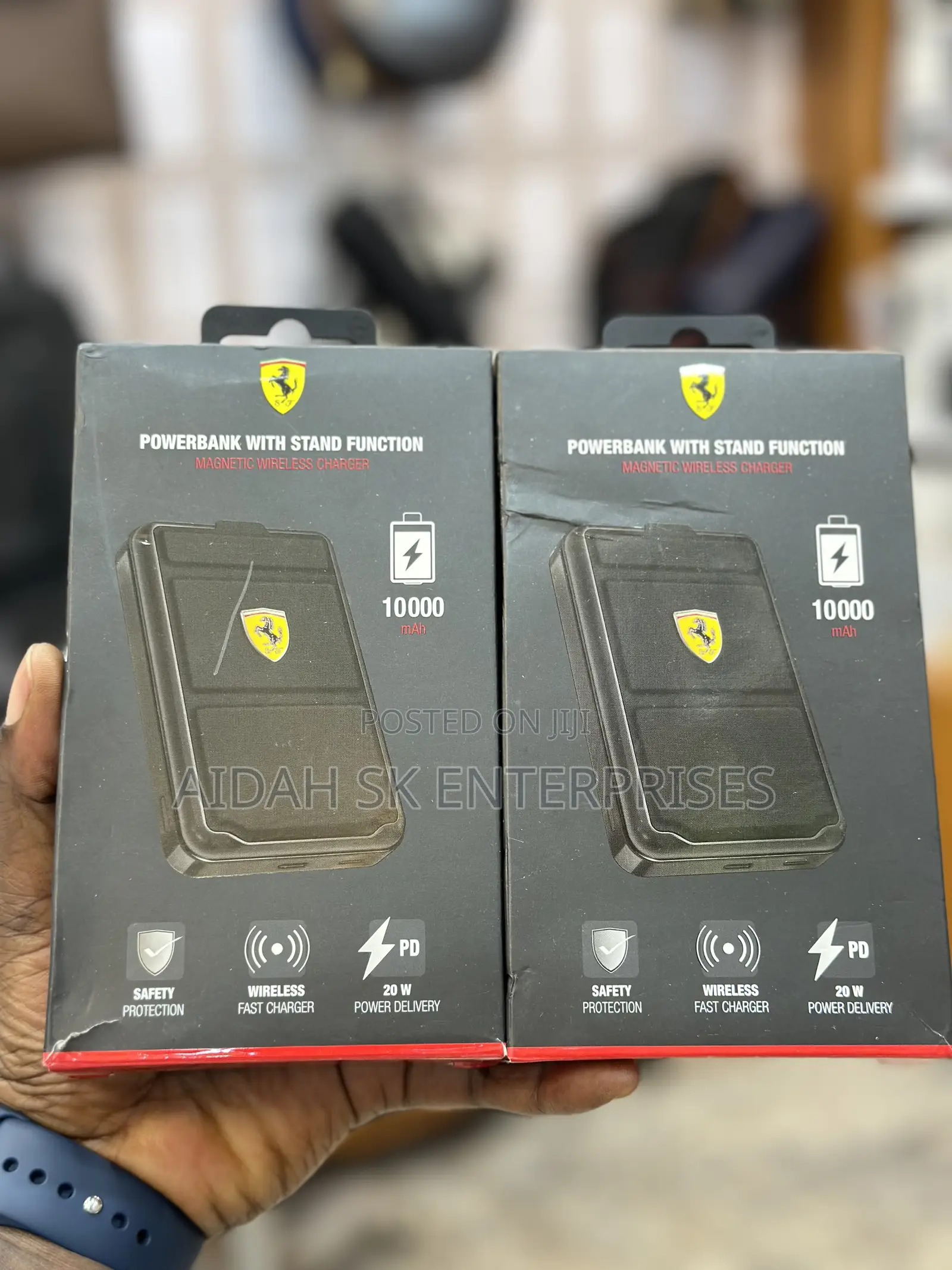 Ferrari Powerbank 10000mah 20w Pd With Stand Function
