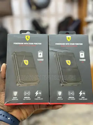 Ferrari Powerbank 10000mah 20w Pd With Stand Function