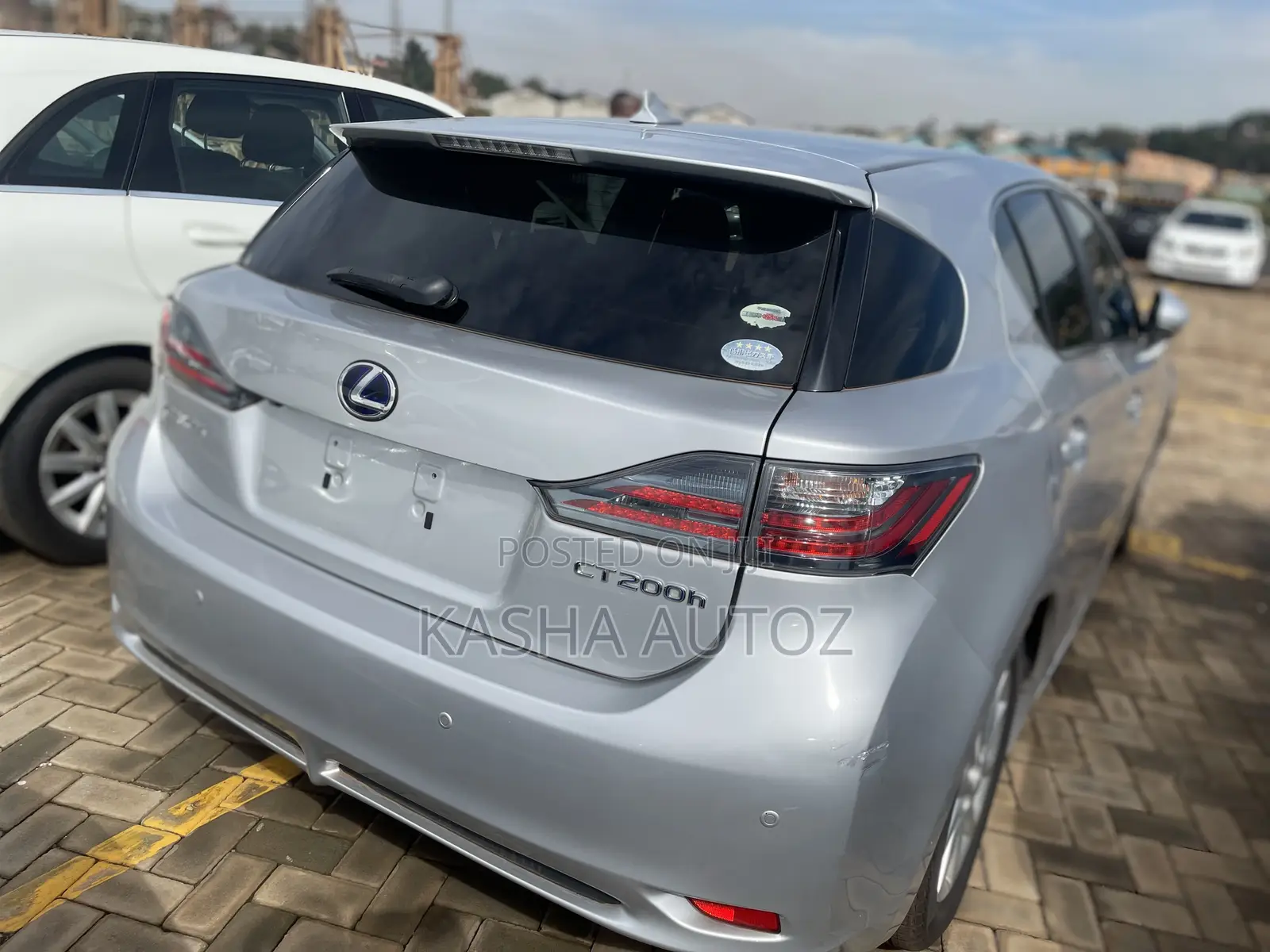 Lexus CT 2011 Silver
