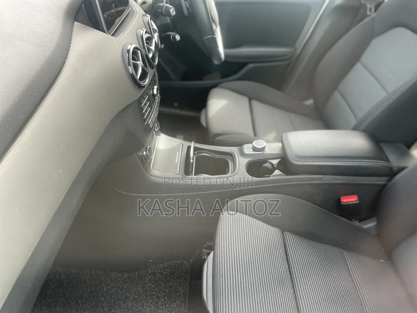 Mercedes-Benz B-Class 2013 White