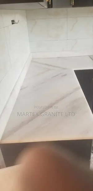 Kitchen Work Tops With White Marble