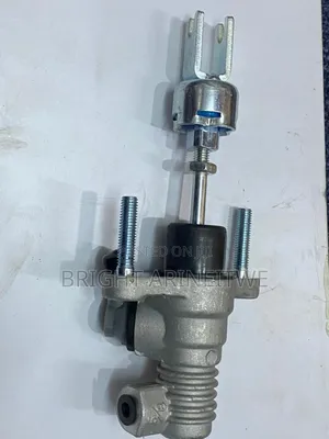 Master Cylinder for Toyota Hillux (Vigo)