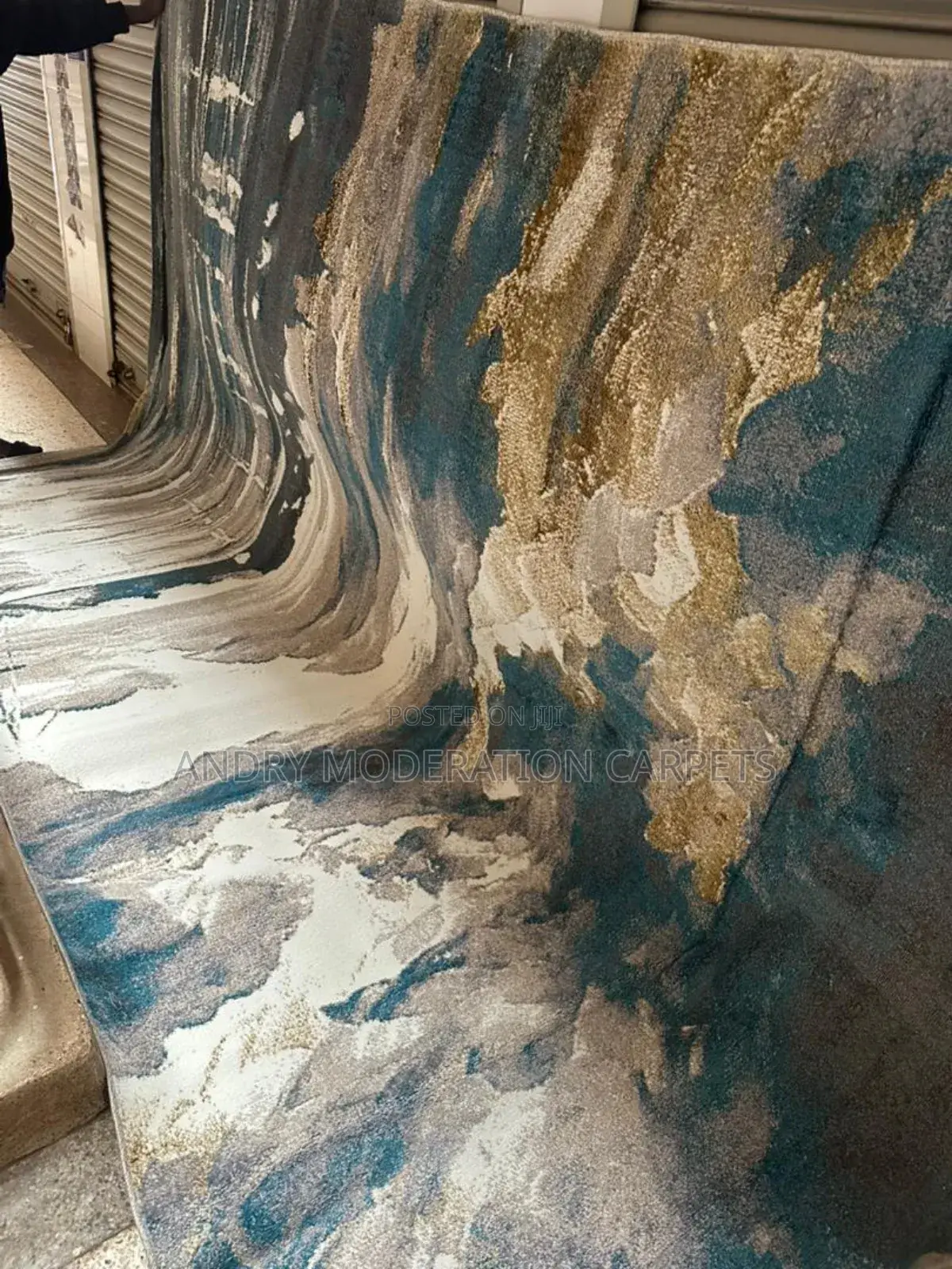 Morden Center Rugs