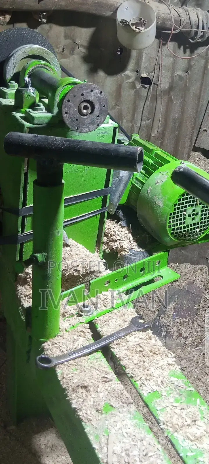 Woodturning Machine Heavy Duty