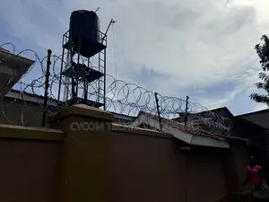 Electric Fence With Razor Wire