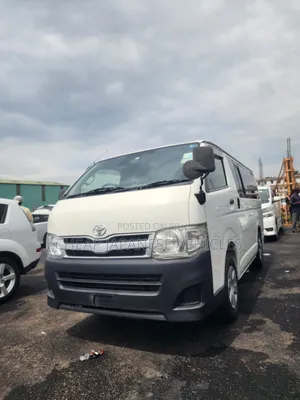 Toyota HiAce 2011 White