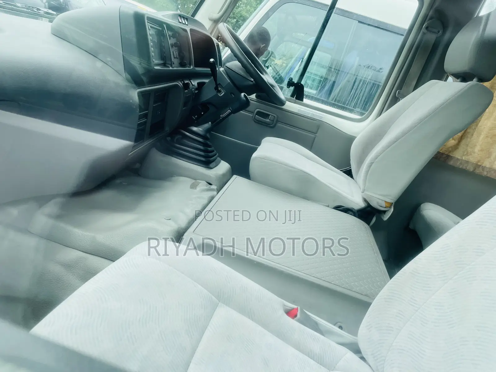 Toyota Coaster 2014 White