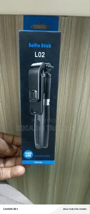 Tripod Bluetooth Selfie Stick
