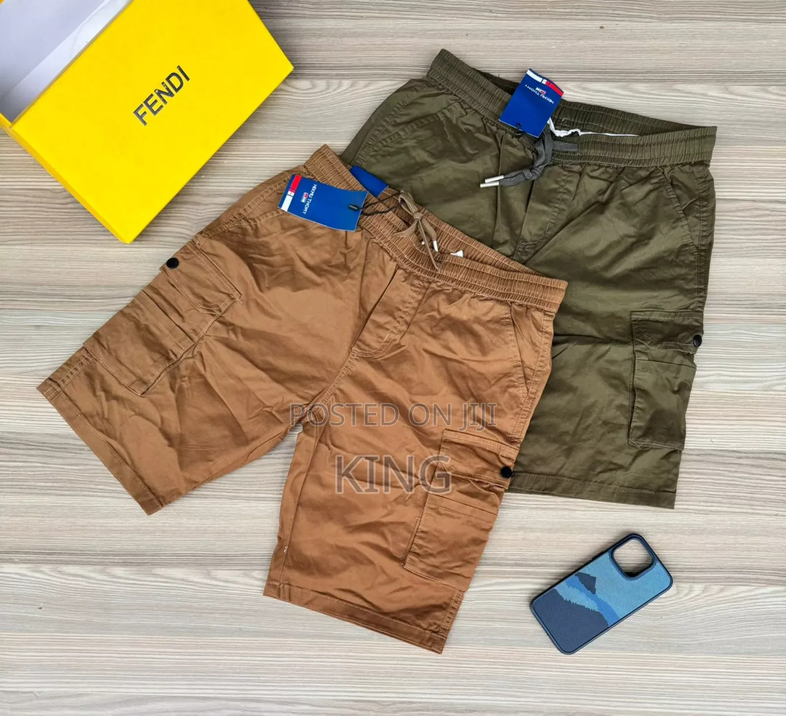 Relaxed Cargo Style. Cargo Shorts