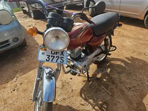 Bajaj Boxer 2019 Red