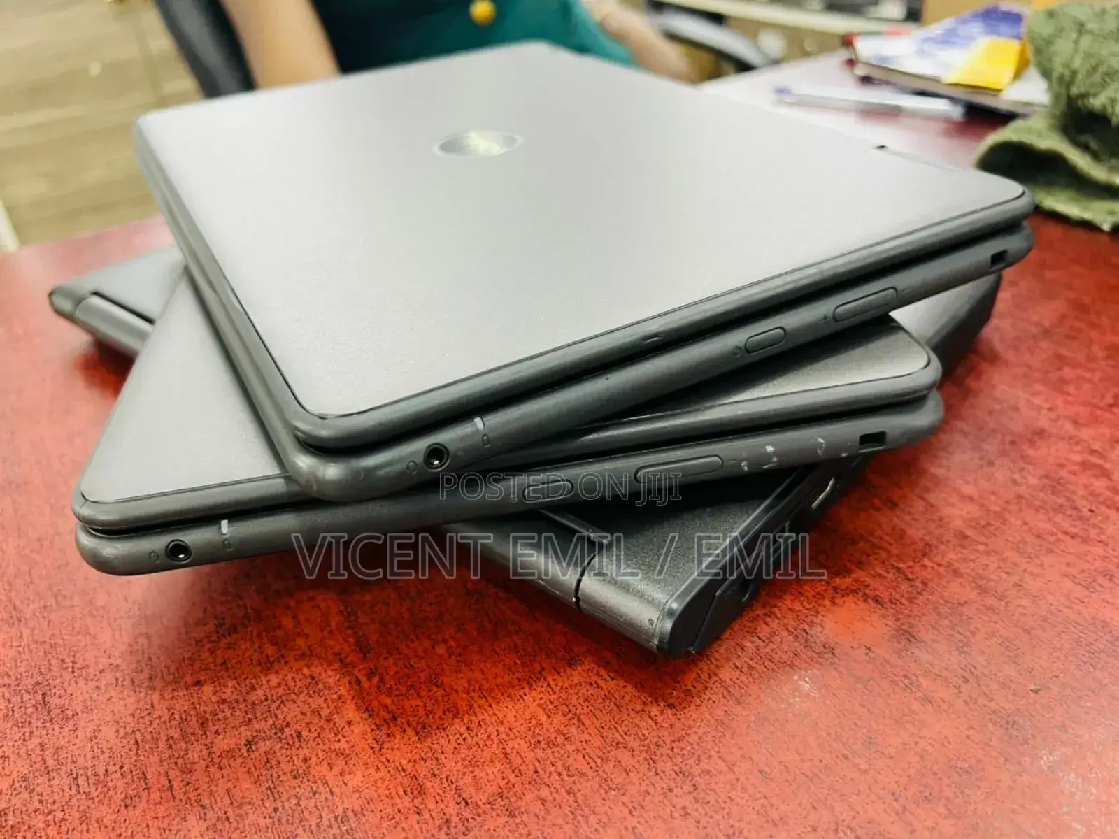 Laptop Dell Latitude 11 3190 4GB Intel Celeron SSD 128GB