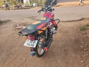 TVS HLX 125 2020 Red