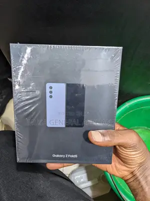 New Samsung Galaxy Z Fold 5 256 GB Black