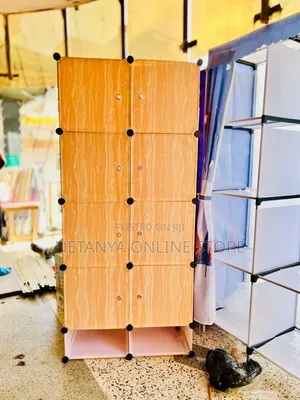2 Columns Wardrobe