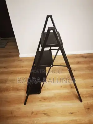 Metallic Step Ladder