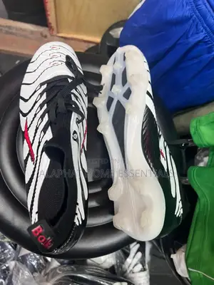 Football Boots/Shoes