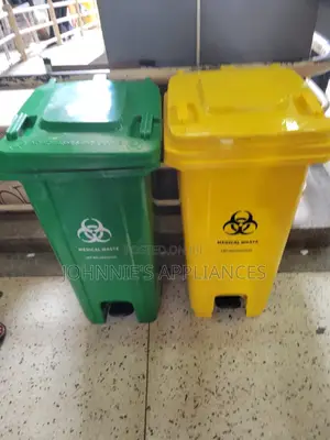 Medical Plastic Waste Bins With Wheels $ Peddle 120l