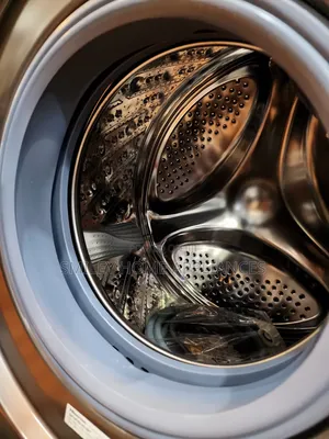 9kgs Hisense Frontloader Washing Machine at Discount