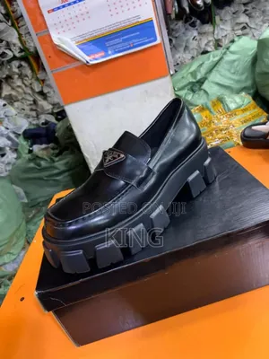 Exact Deep Black Leather Loafers