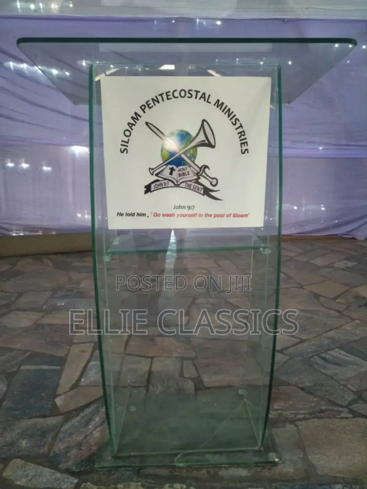 Glass Pulpits