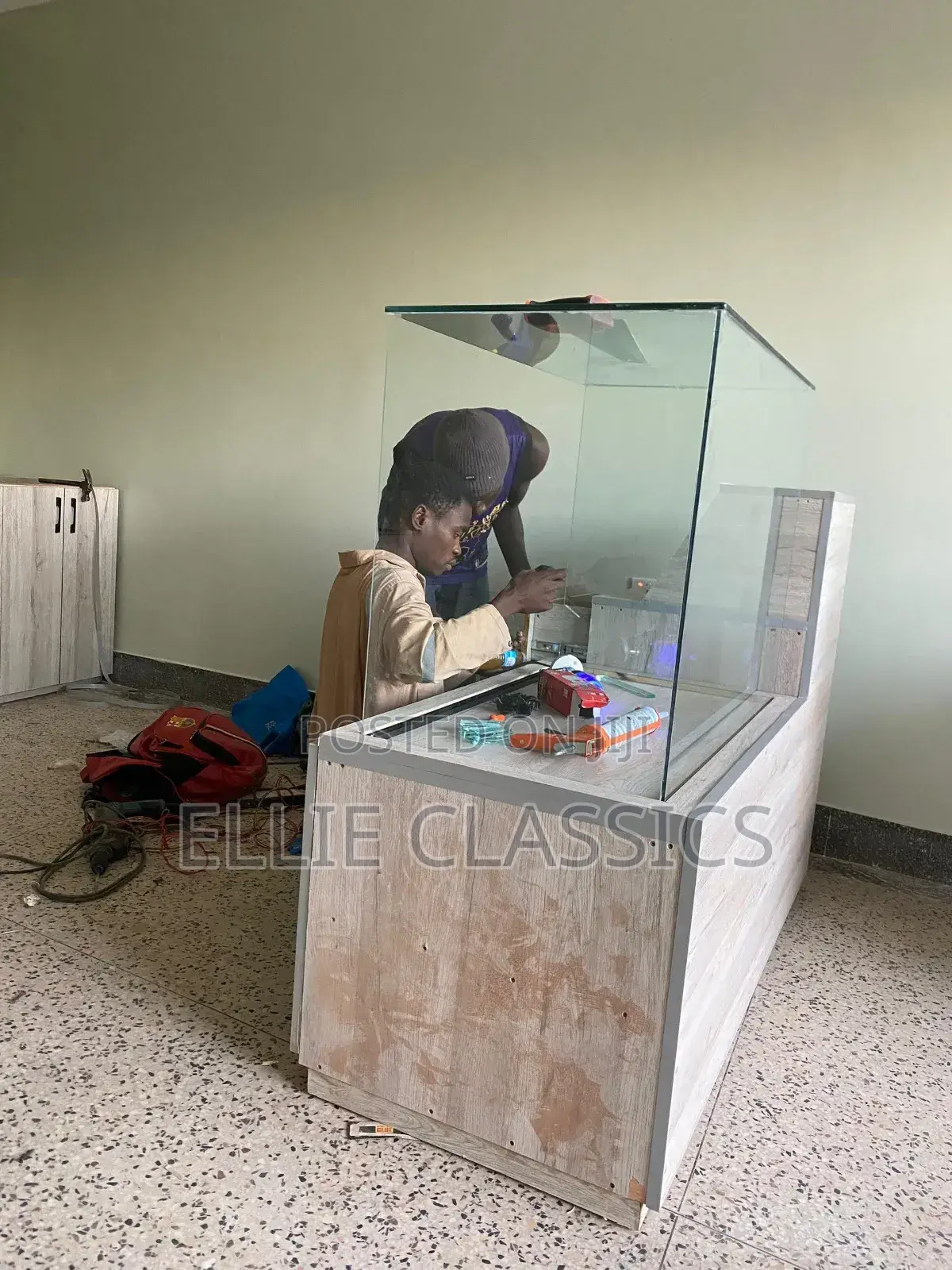 Glass Counter