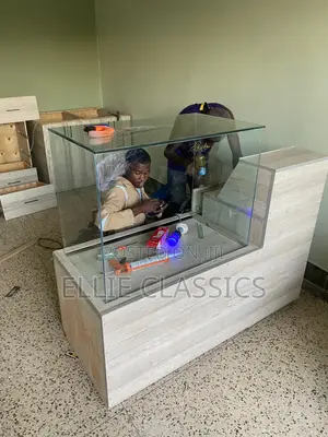 Glass Counter