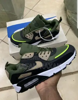 Original Green/White Nike Air Max Sneaker