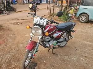 TVS HLX 125 2022 Red