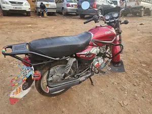 TVS HLX 125 2022 Red
