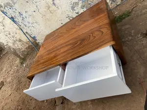Solid Mugavu Center Table