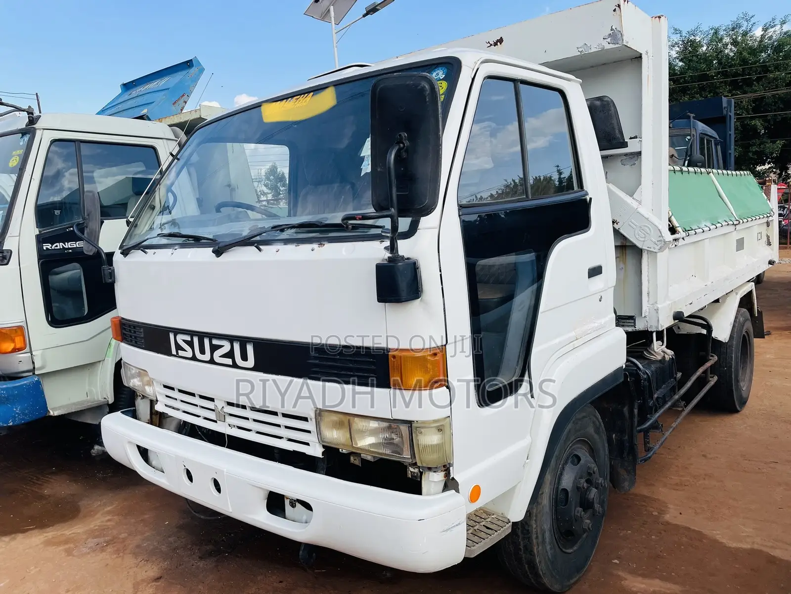 Isuzu Juston 6HE1 Engine