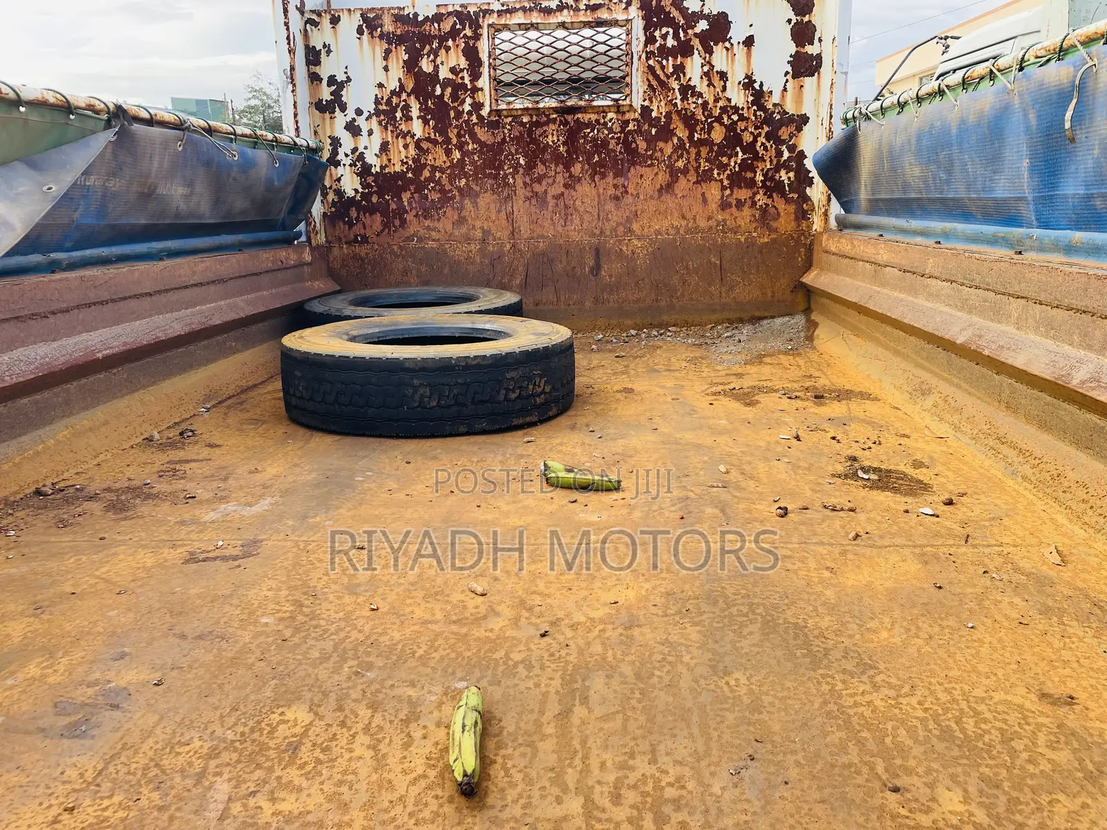 Isuzu Juston 6HE1 Engine