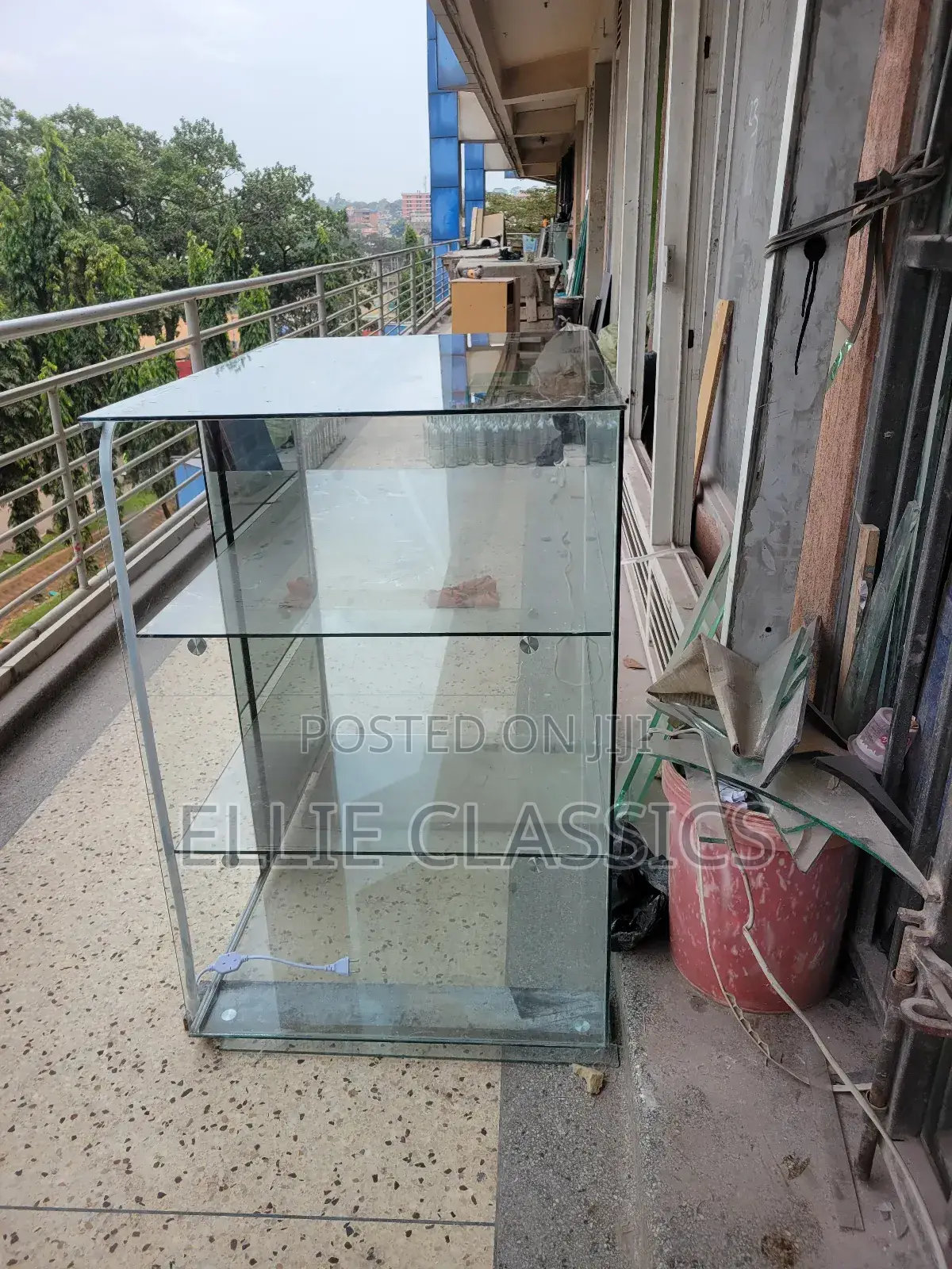 Glass Counters