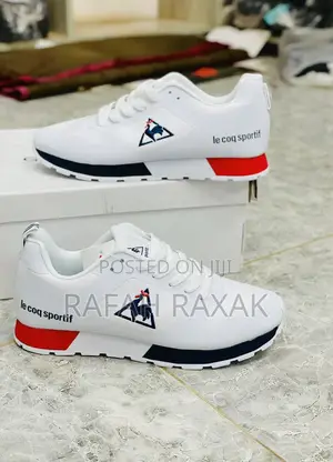 Unisex Triple White Le Coq Sportif Fashion Designer Sneakers