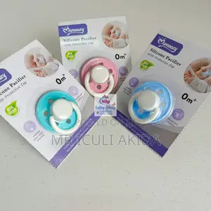 Momeasy Baby Silicone Pacifier With Protective Cap