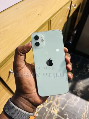 Apple iPhone 12 64 GB Green