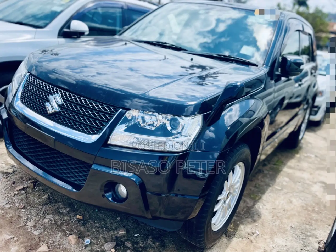 Suzuki Escudo 2011 Black