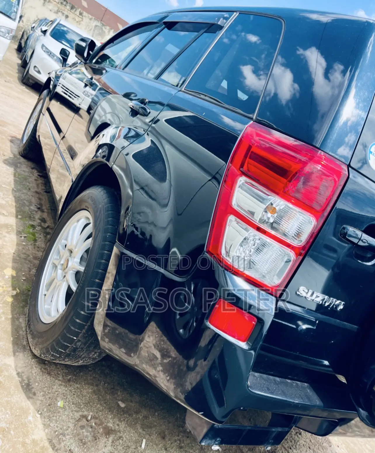 Suzuki Escudo 2011 Black