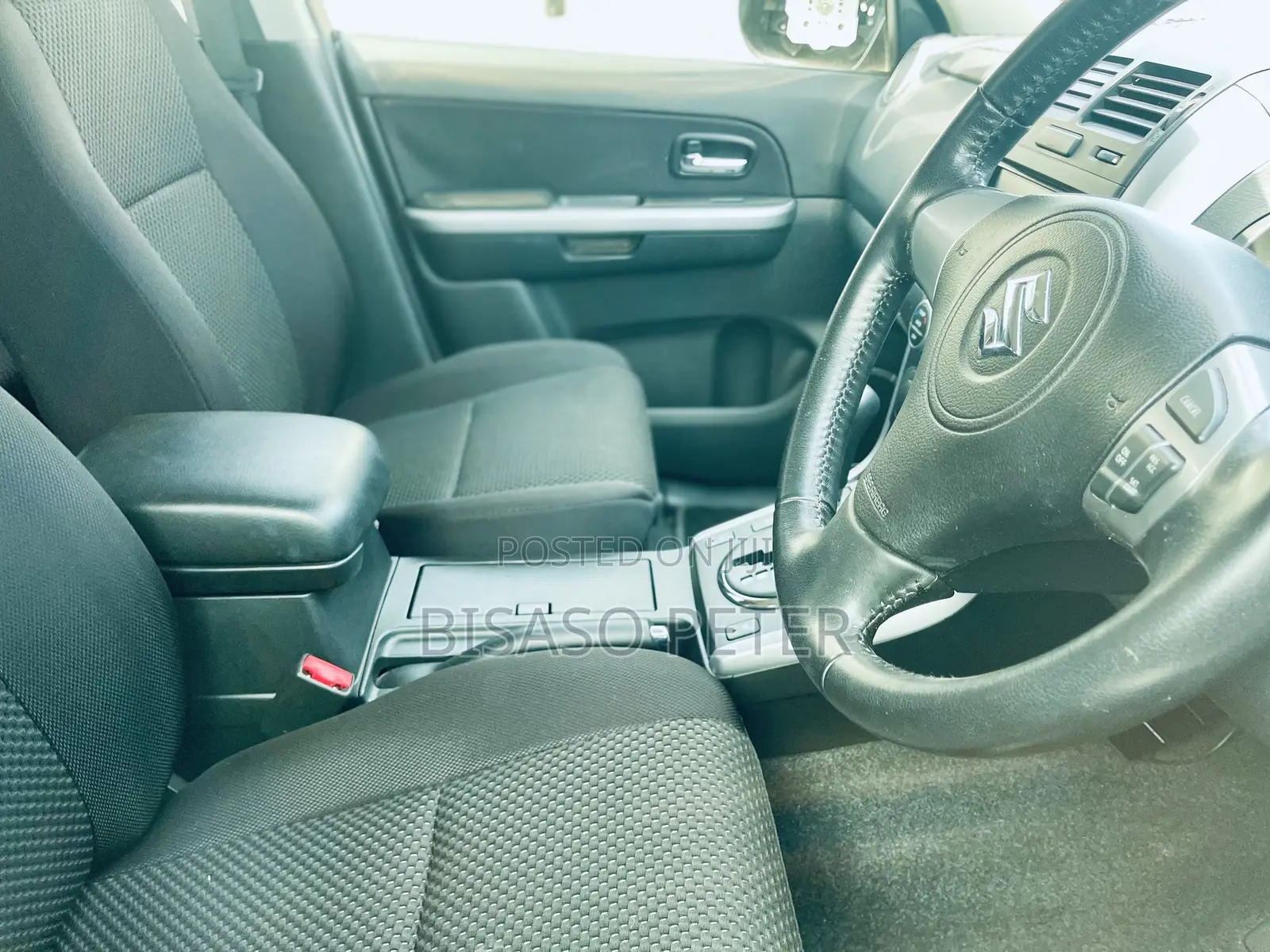 Suzuki Escudo 2011 Black