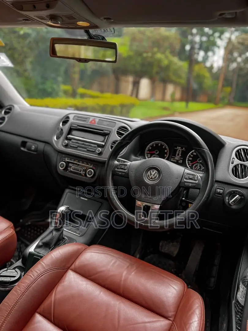 Volkswagen Tiguan 2010 White