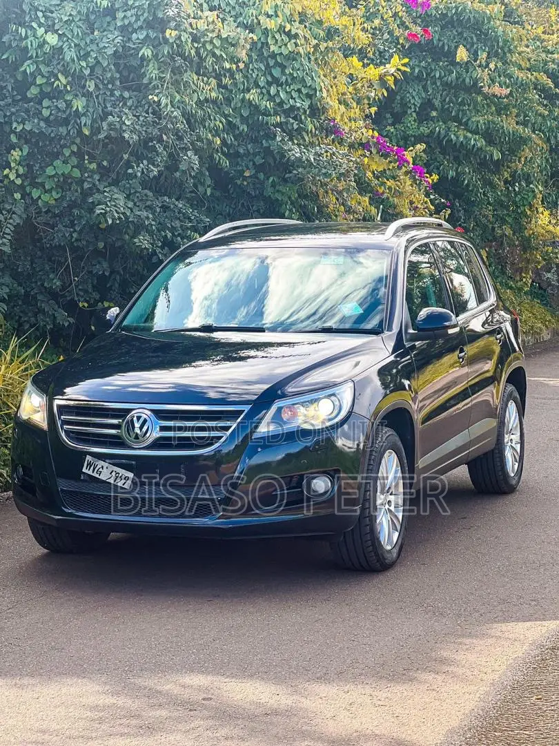 Volkswagen Tiguan S 4Motion 2010 Black