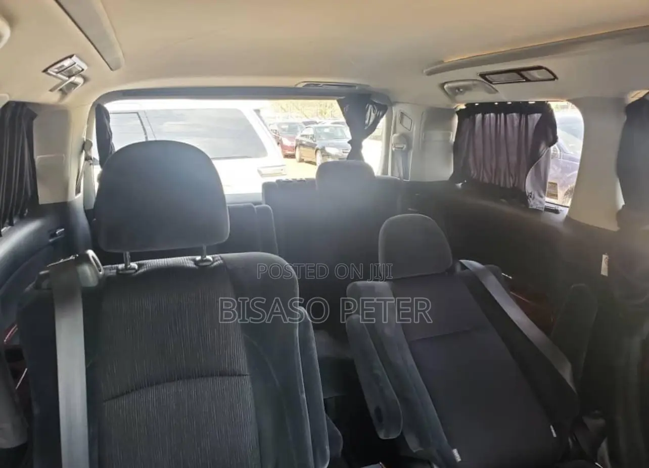 Toyota Vellfire 2011 Silver