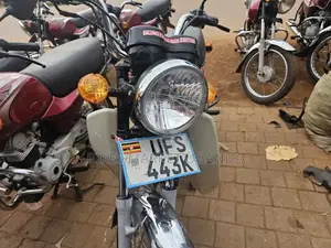Bajaj Boxer 2022 Red