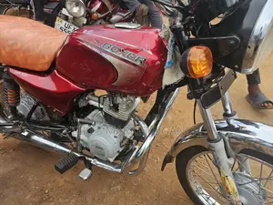 Bajaj Boxer 2017 Red