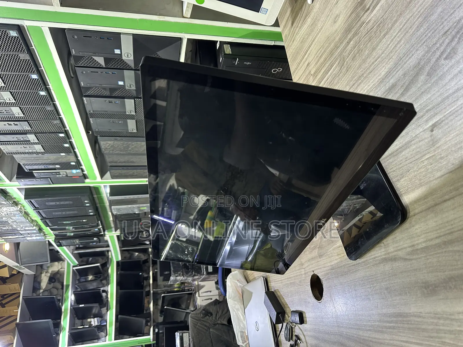 24 Dell Monitor
