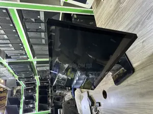 24 Dell Monitor