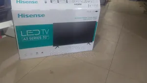 32 Inches Led Hisense Digital Flat Screen Flameless.