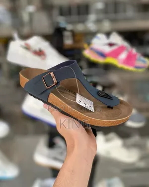 Original Gizeh Birkenstock Sandals. Natural Leather